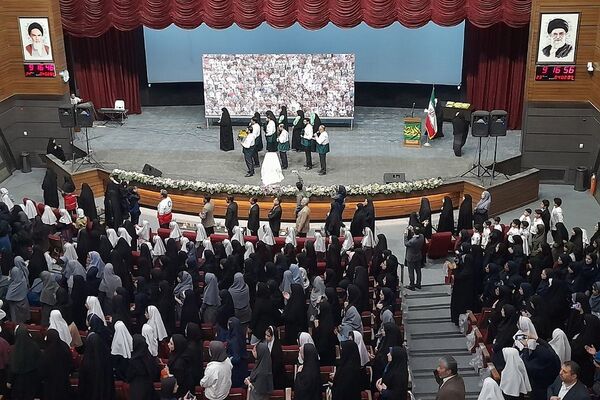 اختتامیه جشنواره فرهنگی هنری فردا، پرسش مهر و مسابقات قرآن عترت و نماز