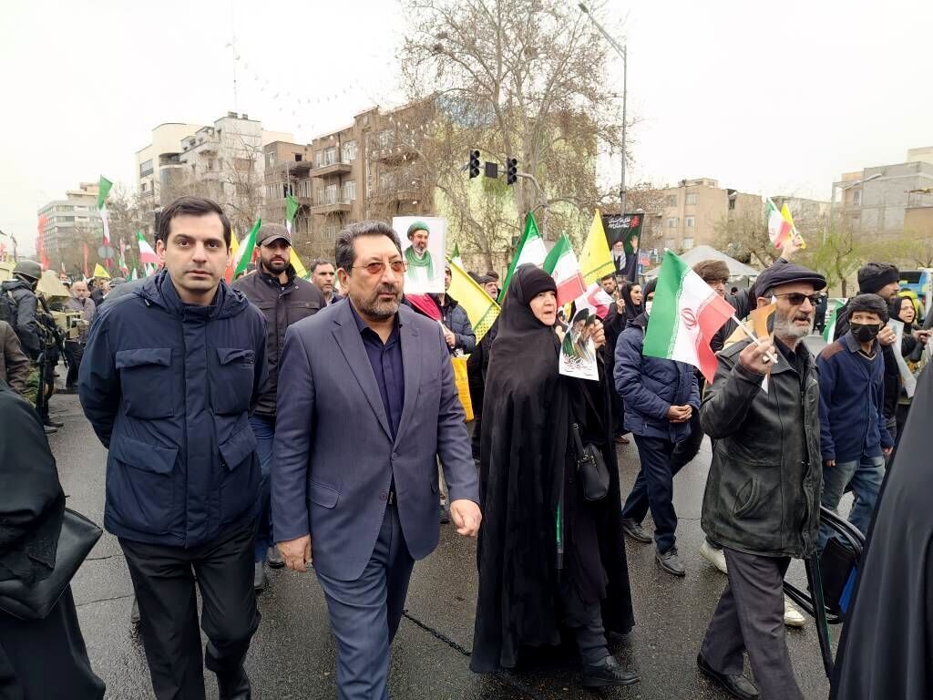 فشار دشمن هیچ تاثیری بر بصیرت و انسجام مردم ندارد/ بیعت با رهبری در روز قدس
