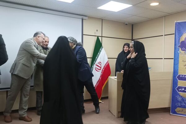 شبی برای هنر و همدلی؛ جشن افتخار فرزندان ایران در اختتامیه جشنواره‌ بسیج هنرمندان فارس
