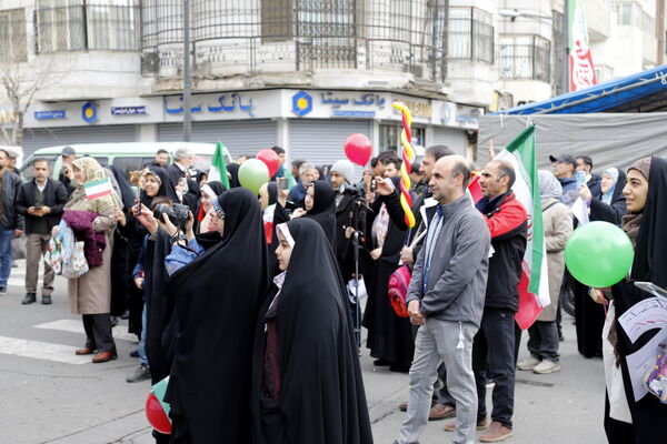 روایت تصویر از ٢٢ بهمن تهران 