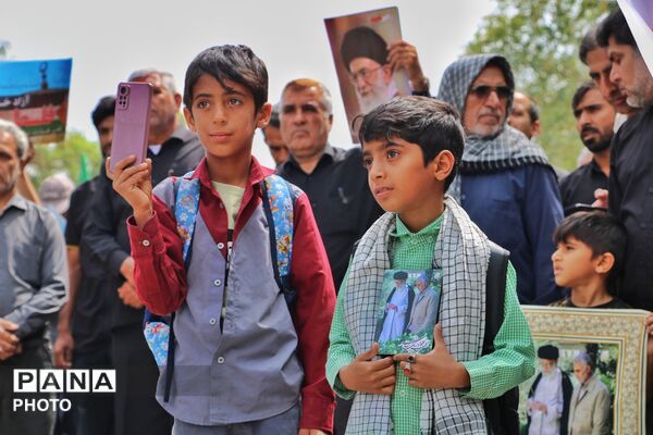 حضور مردم انقلابی پلدختر در راهپیمایی روز قدس 