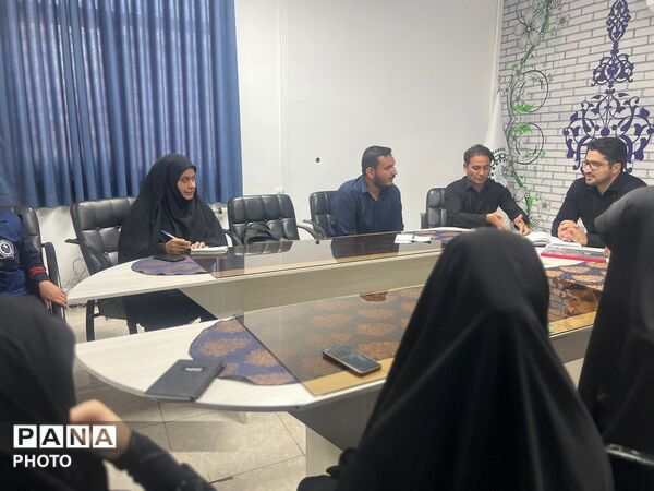 هم اندیشی معاون پرورشی و شورای دانش‌آموزی شهرستان ملارد