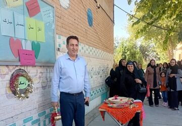 مراسم بازگشایی مدارس در دبیرستان شبانه‌روزی زینب کبری (س)