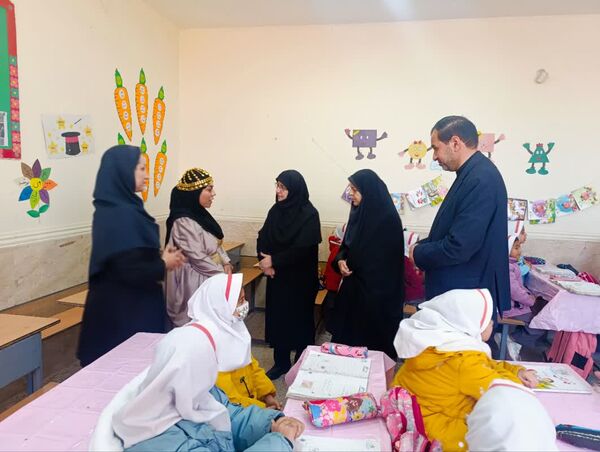 حضور معاون آموزش ابتدایی وزارت در حمیدیه