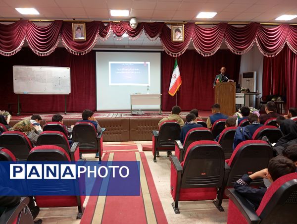 برگزاری جلسه آموزشی دانش‌آموز خبرنگاران پانا در منطقه پردیس