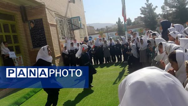 آغاز هفته تربیت‌بدنی نویدبخش روزی شاد برای دانش‌آموزان دبستان‌دخترانه‌ اشرف‌السادات‌حسینی شهر نیم‌ور