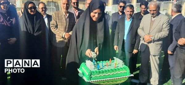 افتتاحیه زمین چمن در دبستان پسرانه گلستان ناحیه ۷ آموزش و پرورش مشهد مقدس 