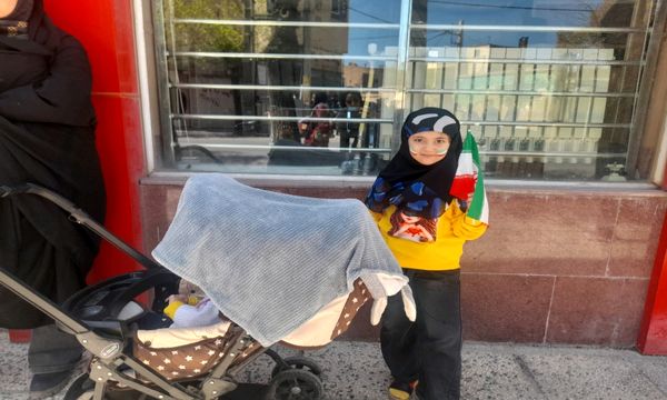 حضور پرشور کودکان آباده در راهپیمایی روز جهانی قدس