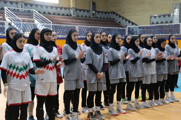 پایان اردوی انتخابی تیم ملی والیبال دانش‌آموزی دختران و پسران در خوزستان