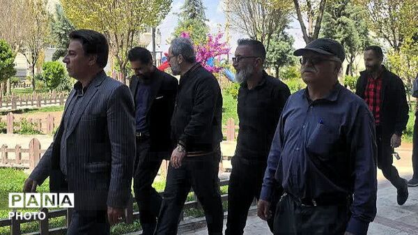 بازدید شهردار و معاونین مشکین دشت از بوستان‌های سطح شهر 