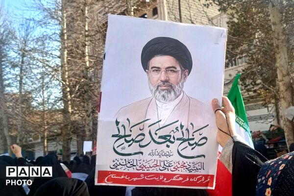 دست خدا بر سر ماست خامنه ای رهبر ماست 