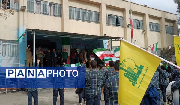 پژواک انقلاب در دل نوجوانان