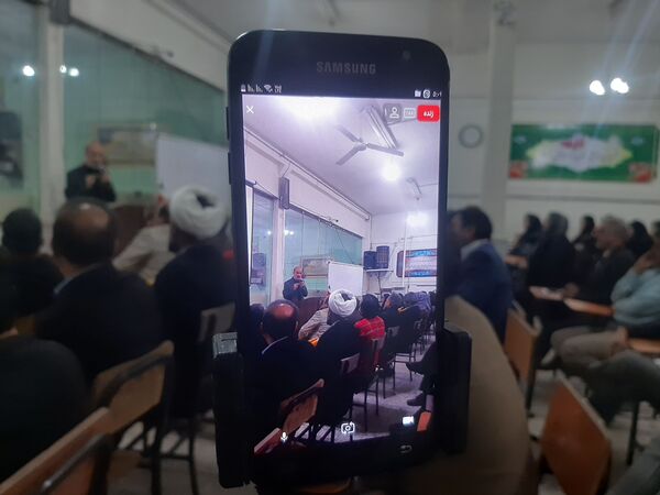 اولین جلسه انجمن اولیای دبیرستان شاهد ابوذر غفاری نیشابور 