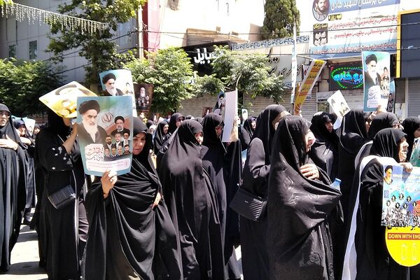 راهپیمایی پانزده خرداد کفن پوشان شهرستان ورامین