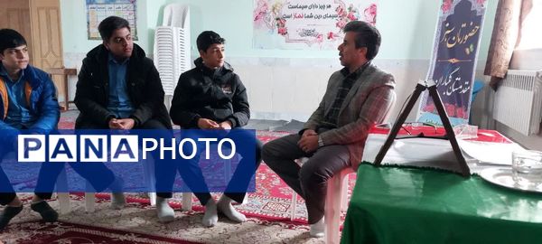 دومین جلسه شورای دانش‌آموزی دبیرستان مرحوم اسماعیلی 