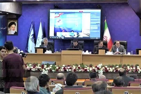 آغاز اجرای 500 کیلومتر فیبر نوری در قم