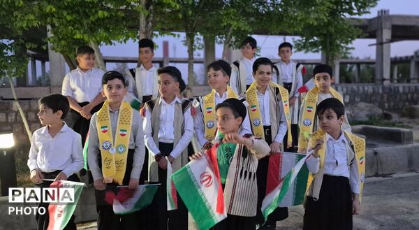 تجلیِ برنامه‌های پرورشی در میانهٔ شورِ پیشتازان