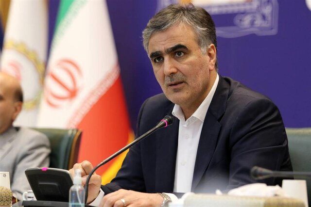 فرزین: به دنبال توسعه زیرساخت‌های بانکی در نقل انتقالات پولی هستیم