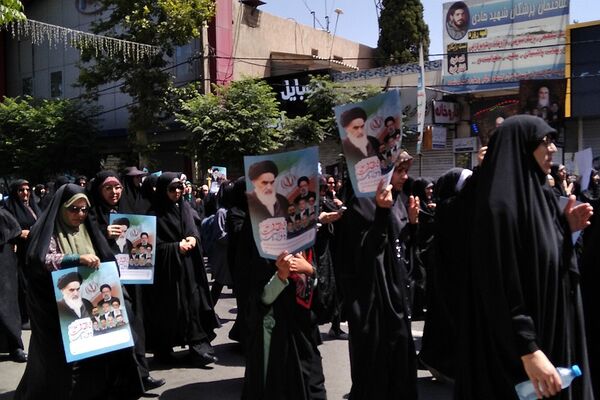 راهپیمایی پانزده خرداد کفن پوشان شهرستان ورامین