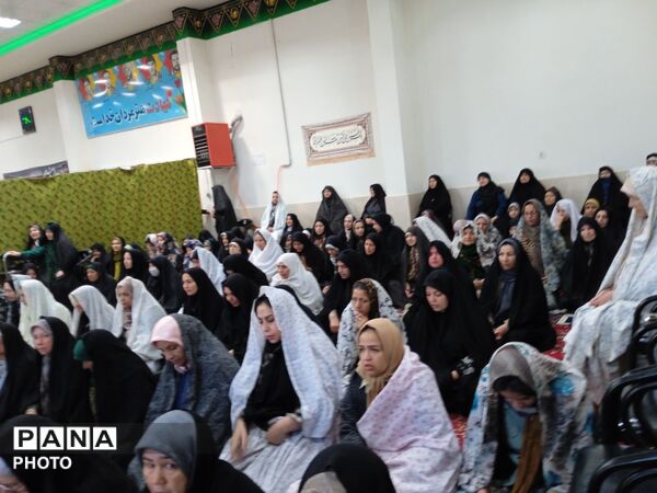 اقامه نماز عید بندگی در مسجد چهارده معصوم الغدیر