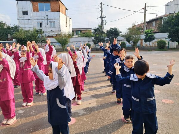 جشن میلاد حضرت زینب(س) در دبستان شهید احمدپور قائمشهر