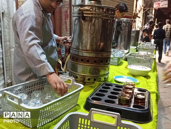 دویست و یازدهمین شب از فعالیت چایخانه حوزه علمیه نیشابور 