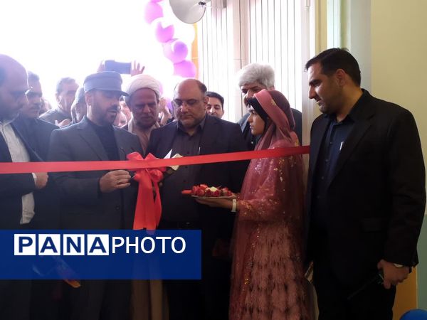 خیرین مدرسه‌ساز سازندگان برج‌های عاطفه و امید 