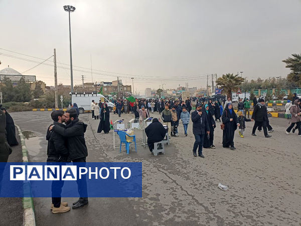 شادپیمایی مردم قم در جشن نیمه شعبان