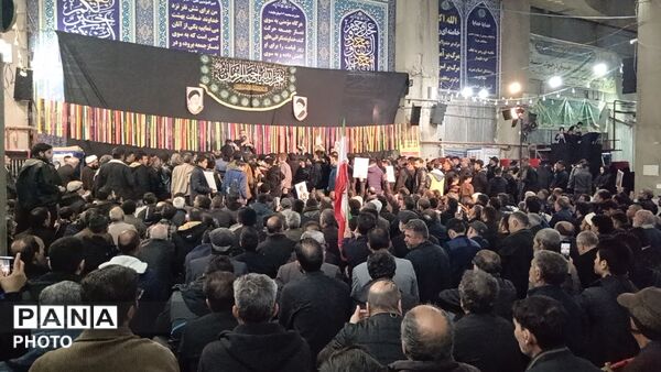 خروش مردم بصیر و عزادار شهرستان نیشابور در چهارمین روز از عزای سالار شهیدان انقلاب اسلامی 