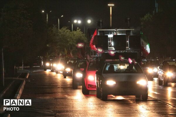 حرکت کاروان خودرویی از میدان امام حسین تا میدان معلم یزد