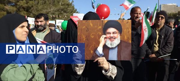 حضور پرشور مردم در راهپیمایی ۲۲ بهمن بیرجند