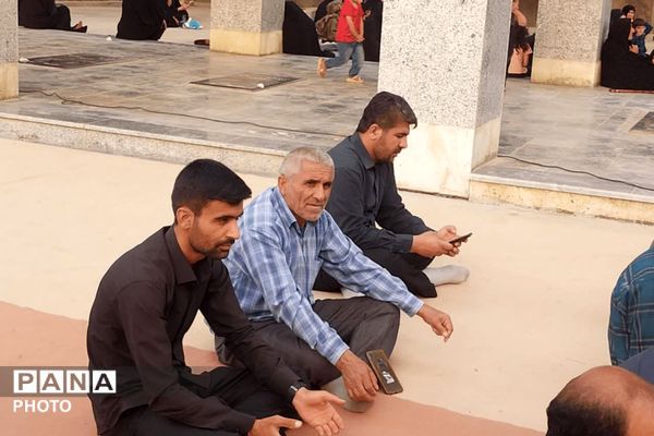 زمزمه وصال عرفه در گلزار شهدای قلعه رئیسی