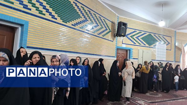 حضور پرشور رای‌اولی‌ها در انتخابات ریاست جمهوری