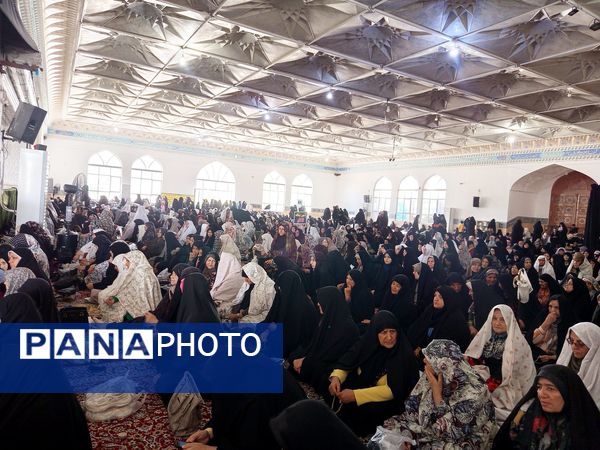 نماز جمعه در کاشمر