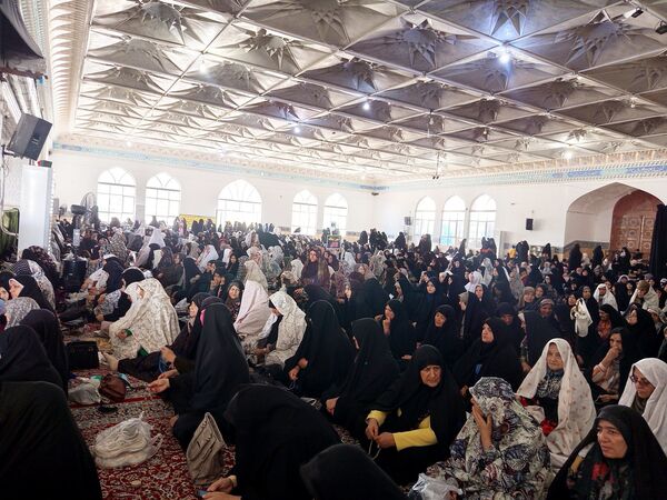 نماز جمعه در کاشمر