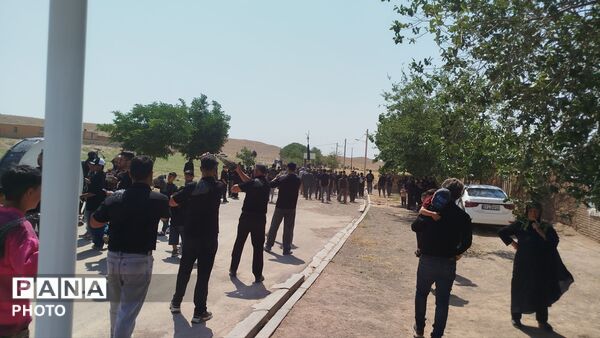 مراسم عزاداری در روز عاشورا همراه با حضور پر شور مردم روستای شوریاب