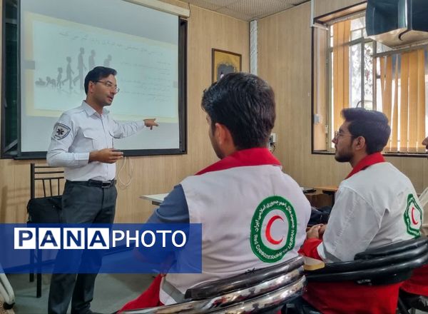 جوانان هلال احمر کاشمر برای حوادث آماده می شوند