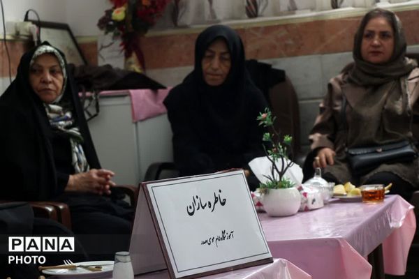اجرای طرح خاطره سازان با حضور مدیر آموزش وپرورش شهرستان در آموزشگاه موسی صدر آشخانه