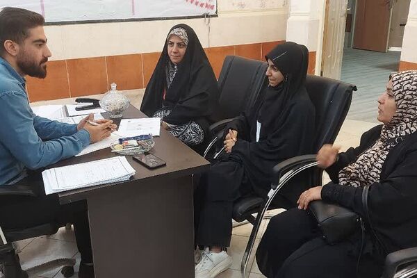 فعالیت مرکز انتخاب رشته کنکور رهمنون اداره آموزش و پرورش کهریزک