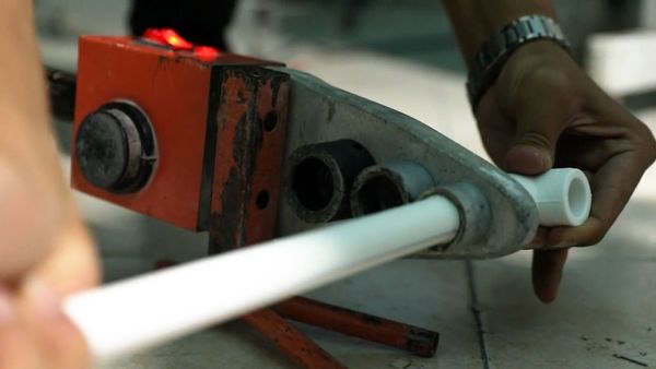 مدرسه راهی برای آینده روشن