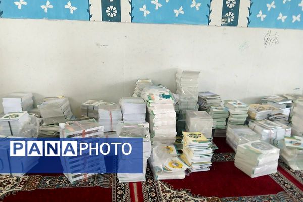 آماده‌سازی و توزیع کتب درسی برای سال تحصیلی جدید در مدارس ملارد