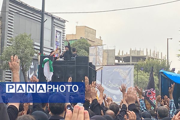 پیاده‌روی پرشور جاماندگان اربعین حسینی در شهرستان ری