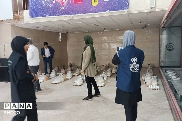 مشق همدلی در روزهای سخت؛ روایت خبرنگاران دانش‌آموز از سفره‌های مهربانی در شهر قدس