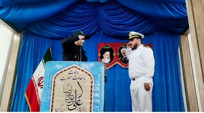 حضور امین کریمی، دریادل ناو دنا در نمازجمعه شهر بهمن