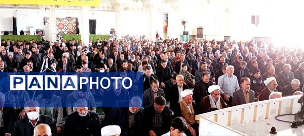 نماز جمعه در کاشمر