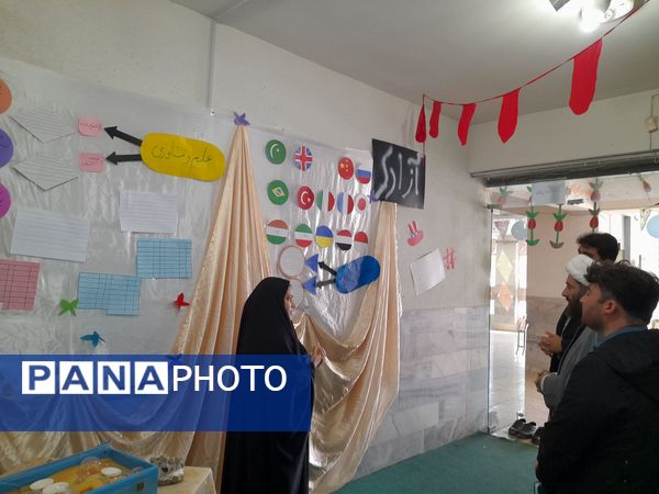 افتتاح نمایشگاه مدرسه انقلاب دبیرستان آسیه پیش قلعه 