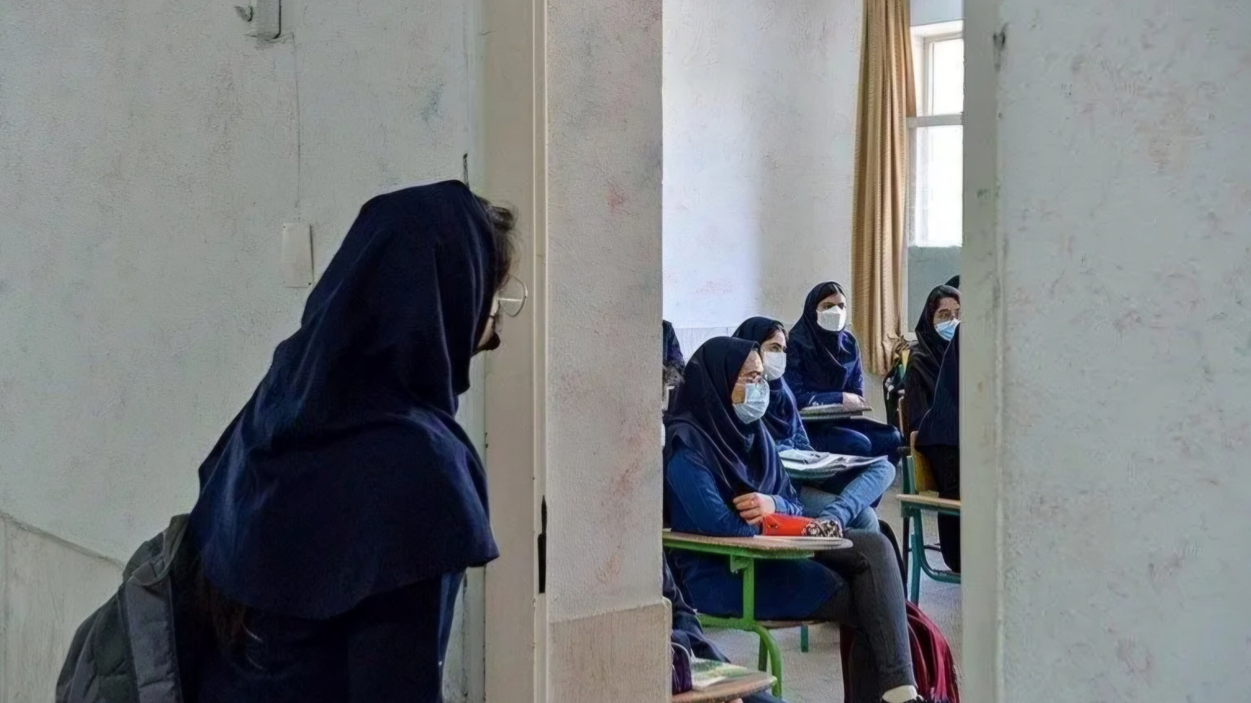 پدیده ترک تحصیل در دوران متوسطه اول و دوم تبدیل به چالش شده است