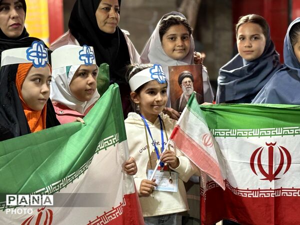 برپایی ایستگاه سلامت‌محور دانش‌آموزی در تجمعات شبانه