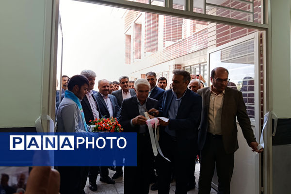 آیین بهره‌برداری از فضای آموزشی با مشارکت مردم در شیراز