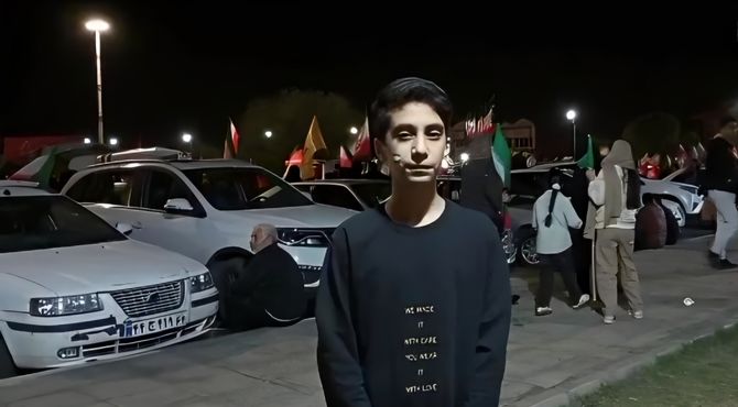 یزدی‌ها در صف اول تجمعات انقلابی